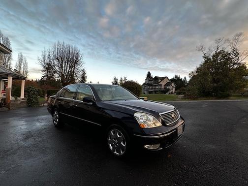 2001 Lexus LS 430 Base