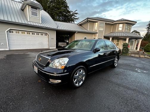 2001 Lexus LS 430 Base