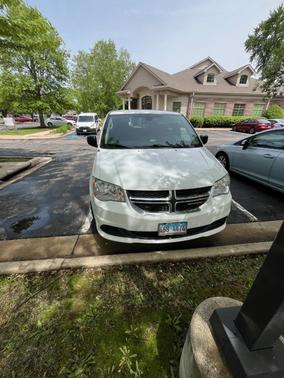 White 2019 Dodge Grand Caravan SE