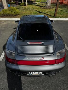 2003 Porsche 911 Carrera 4S