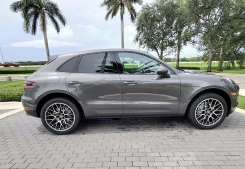 2018 Porsche Macan S