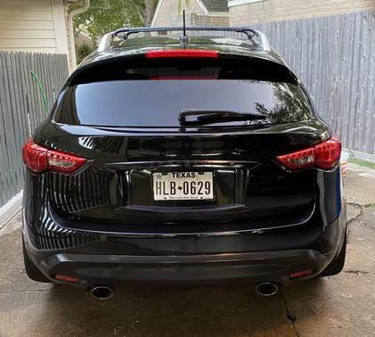 2010 INFINITI FX35 Base