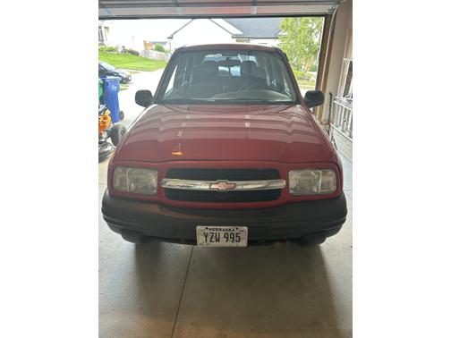 2000 Chevrolet Tracker Base