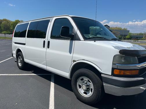 2011 Chevrolet Express 3500 LT