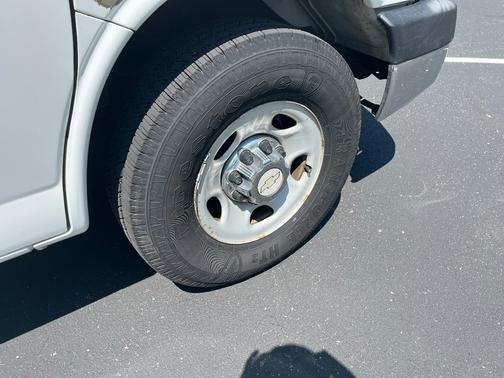 2011 Chevrolet Express 3500 LT