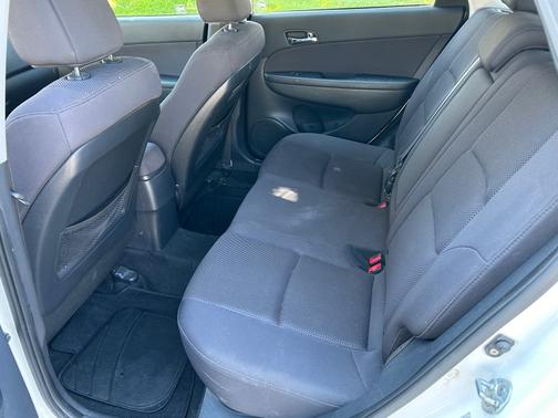 2012 Hyundai Elantra Touring GLS