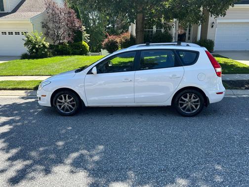 2012 Hyundai Elantra Touring GLS