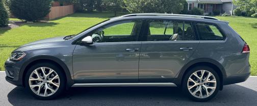 2018 Volkswagen Golf Alltrack TSI SEL