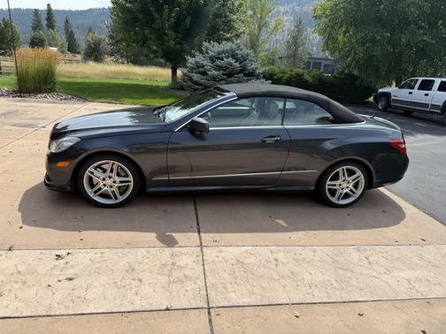 Gray 2013 Mercedes-Benz E-Class E 550
