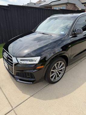 Black 2018 Audi Q3 2.0T Sport Premium
