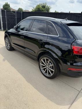Black 2018 Audi Q3 2.0T Sport Premium