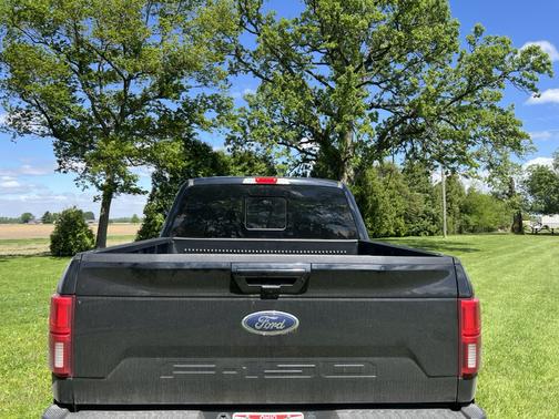 Black 2018 Ford F-150 Lariat