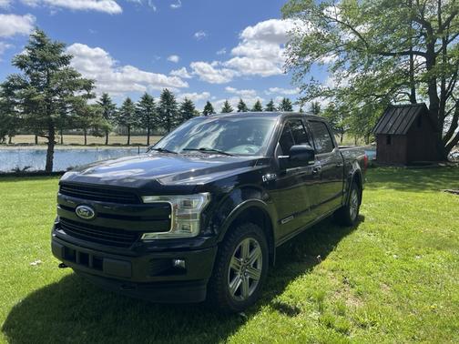 Black 2018 Ford F-150 Lariat