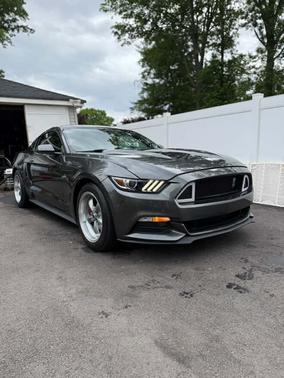 2017 Ford Mustang V6