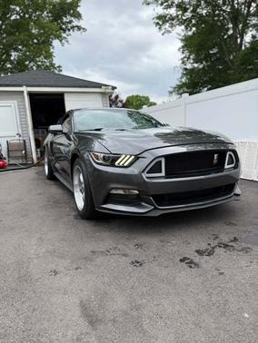 2017 Ford Mustang V6