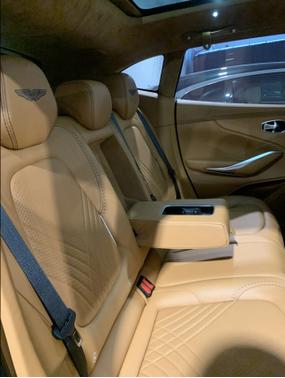 2021 Aston Martin DBX Base