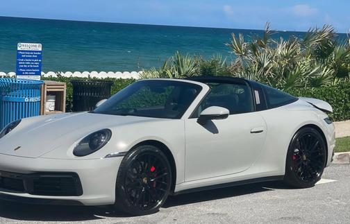 2022 Porsche 911 Targa 4S