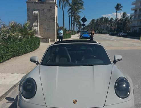2022 Porsche 911 Targa 4S