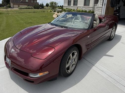 Red 2003 Chevrolet Corvette Base