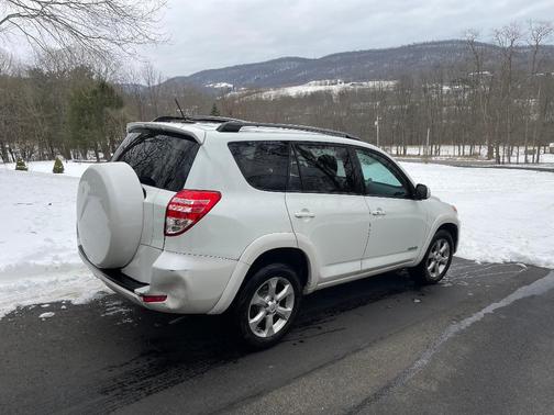 2010 Toyota RAV4 Limited
