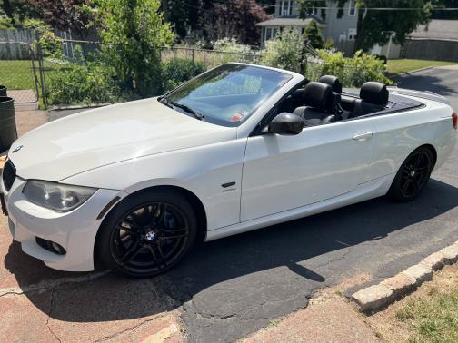 2013 BMW 335 is