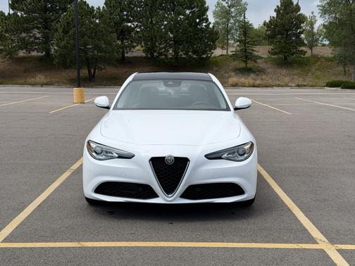 White 2021 Alfa Romeo Giulia Ti