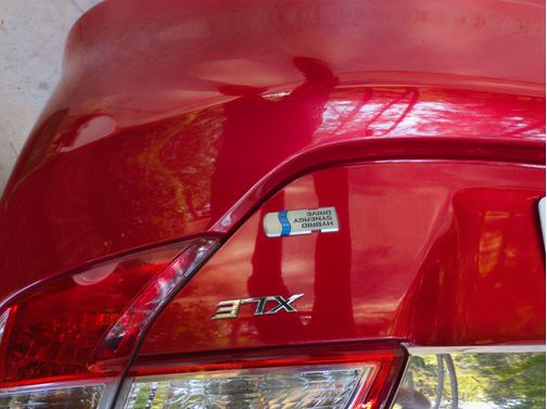 Red 2014 Toyota Camry Hybrid XLE