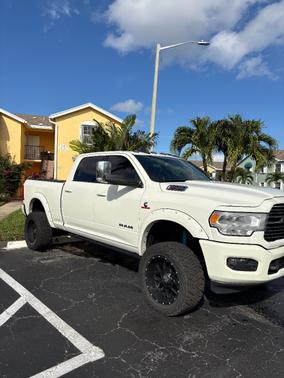 2019 RAM 2500 Laramie