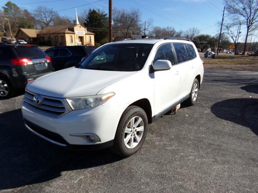 2013 Toyota Highlander SE