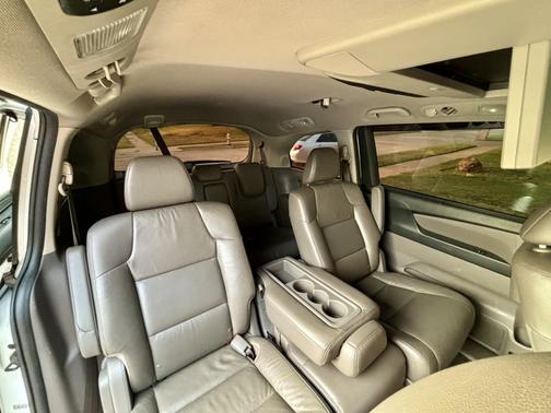 2011 Honda Odyssey Touring Elite