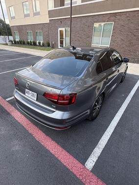 Gray 2017 Volkswagen Jetta 1.8T Sport