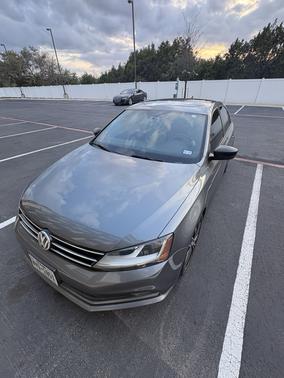 Gray 2017 Volkswagen Jetta 1.8T Sport