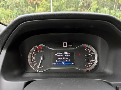 Gray 2016 Honda Pilot EX
