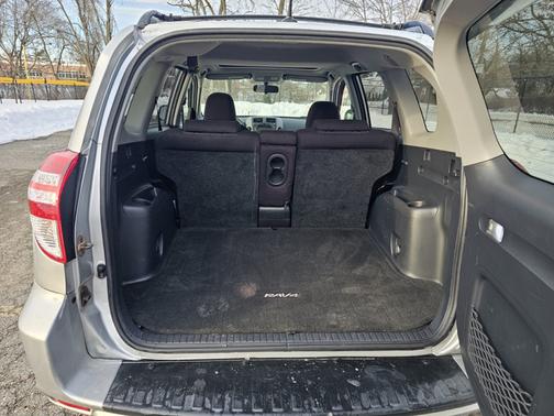 2009 Toyota RAV4 Sport