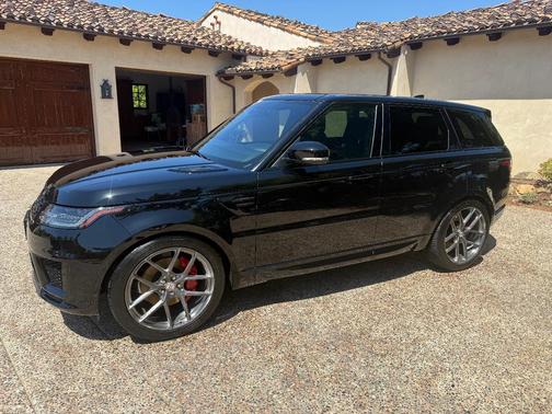 Black 2019 Land Rover Range Rover Sport HSE