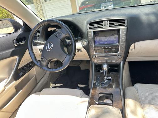 2010 Lexus IS 250C Base