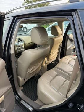 2011 Nissan Murano LE