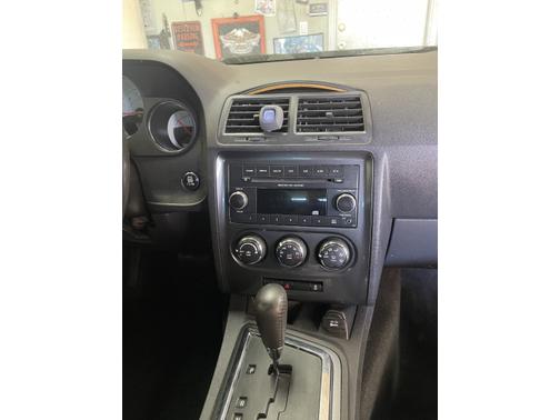 2014 Dodge Challenger SXT