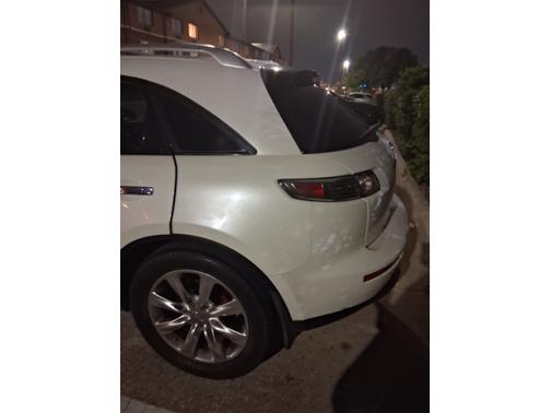 White 2008 INFINITI FX35 Base