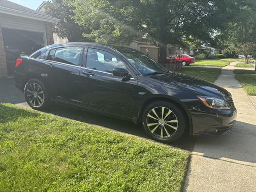 2013 Chrysler 200 Limited