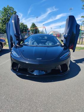 2023 McLaren GT Base