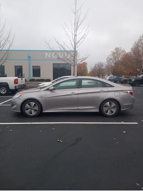 2013 Hyundai SONATA Hybrid Limited