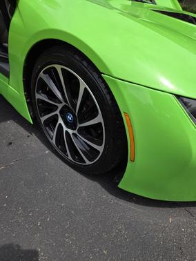 Green 2015 BMW i8 Base