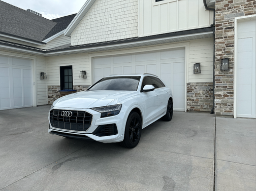 White 2023 Audi Q8 55 Premium