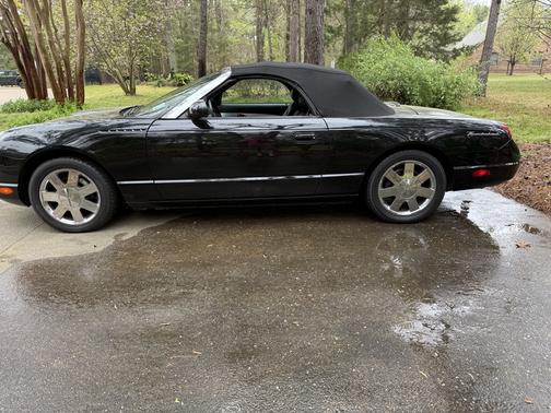 2002 Ford Thunderbird Deluxe