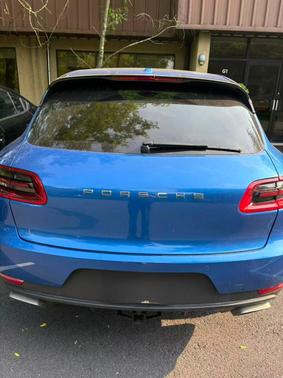 Blue 2018 Porsche Macan Macan Sport Edition