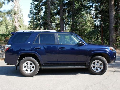 Blue 2016 Toyota 4Runner SR5 Premium