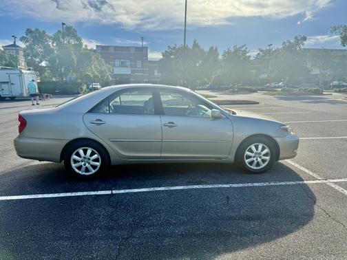 2003 Toyota Camry LE