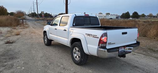 2015 Toyota Tacoma Base