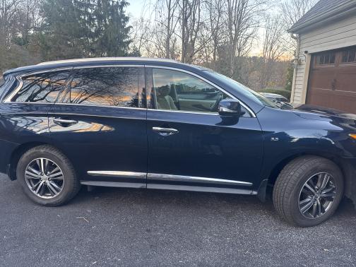 2019 INFINITI QX60 LUXE
